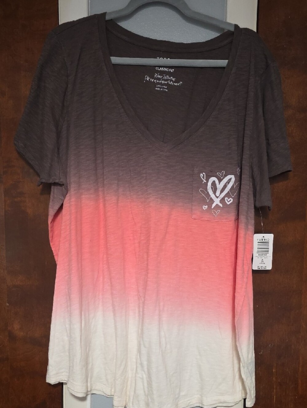 NWT Size 3 Torrid Pink Ombre Heart Pocket Tee